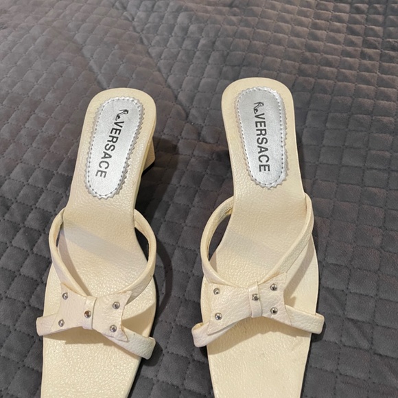 #ShoeCraze - Picture 5 of 12